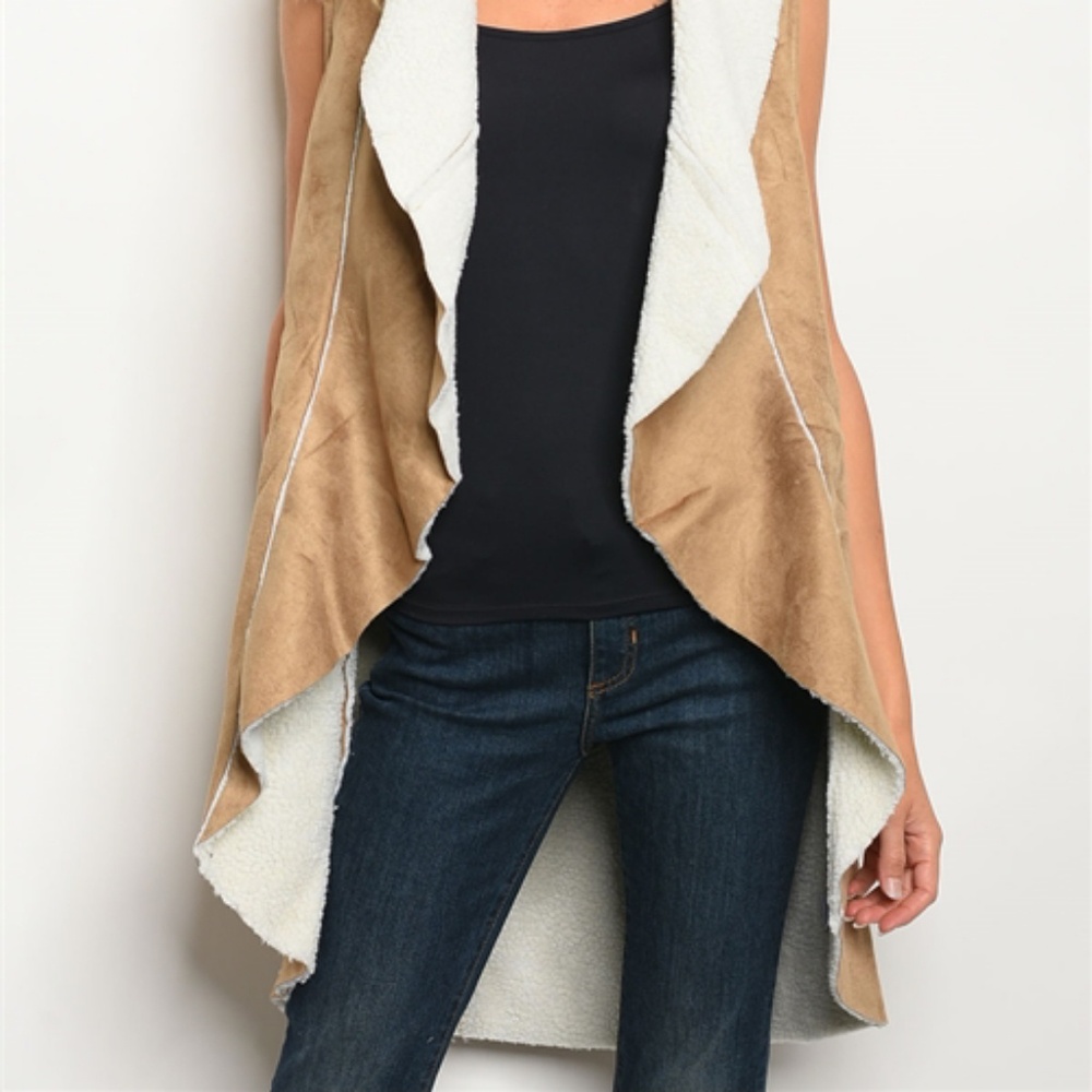Camel suede sherpa vest - Picture 3 of 5